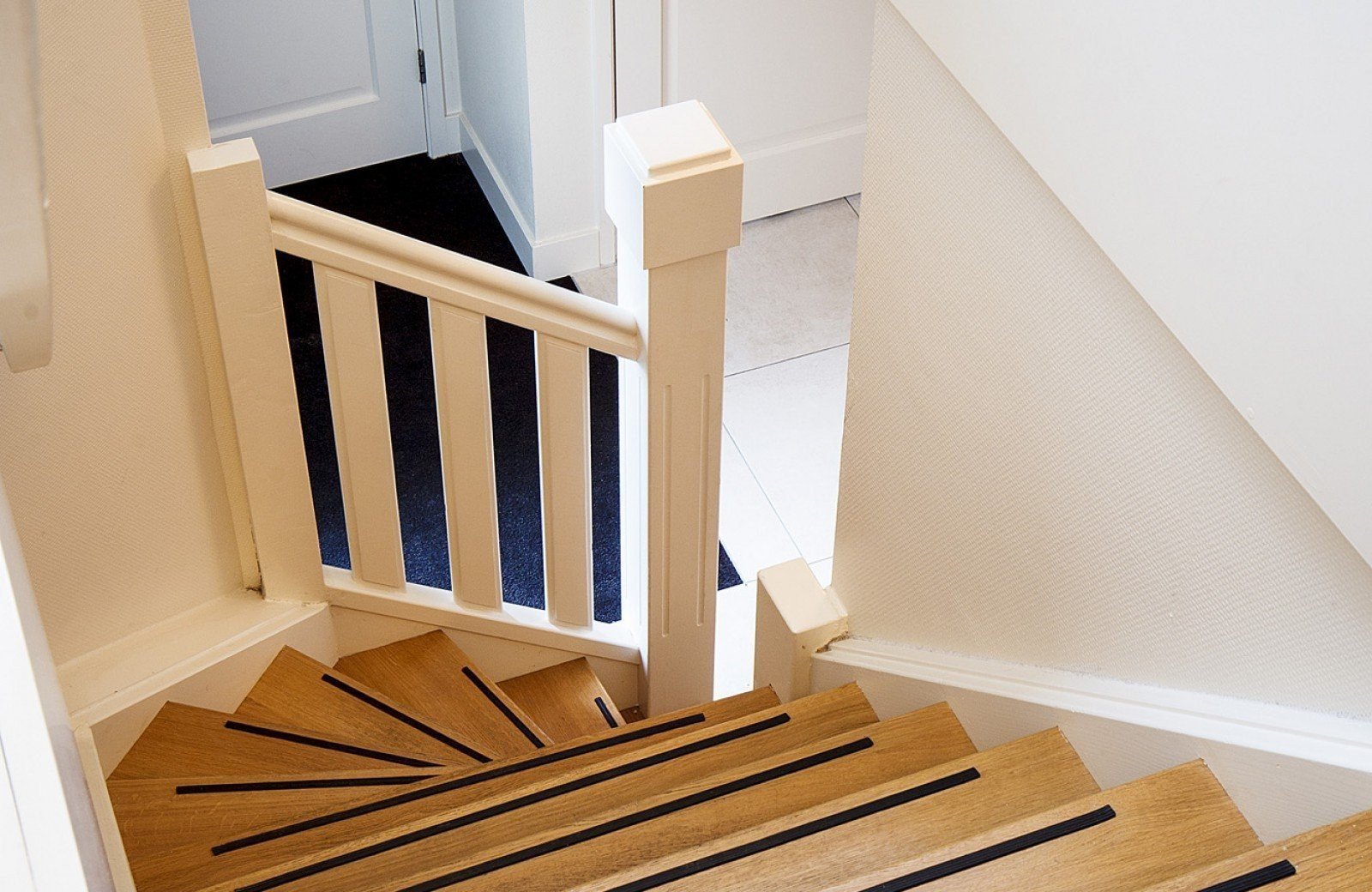 Parel van nes 06 goudhaantje 10