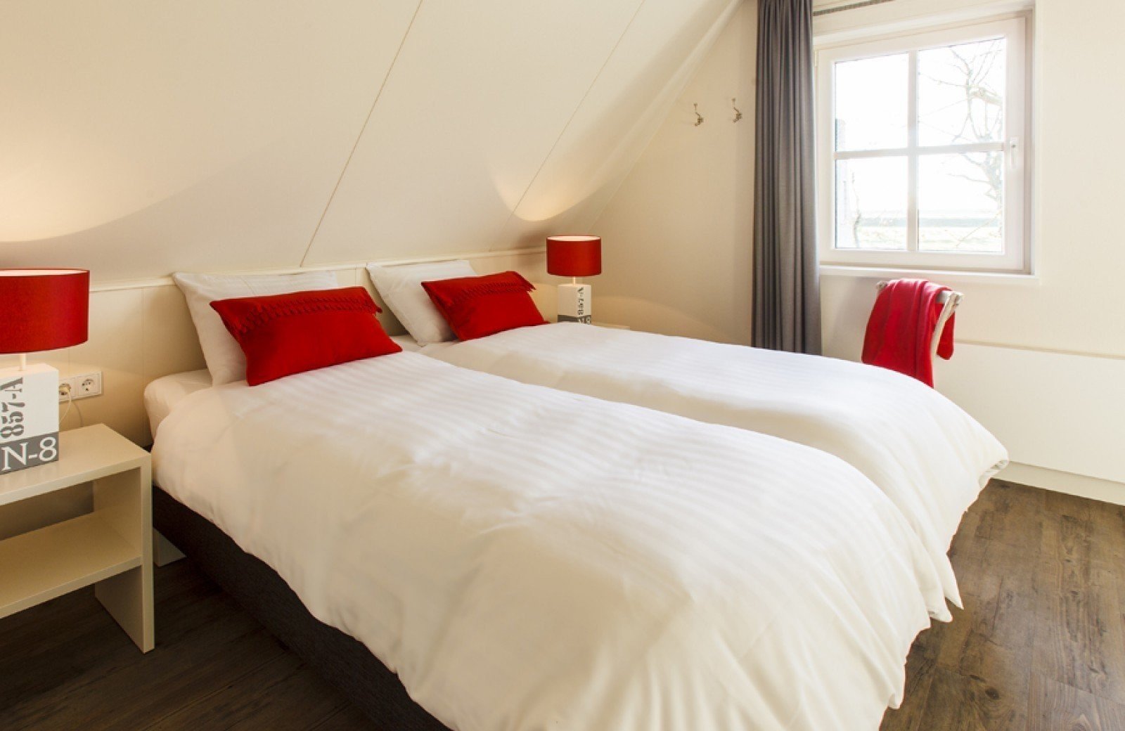 Parel van nes 13 de speelman 17