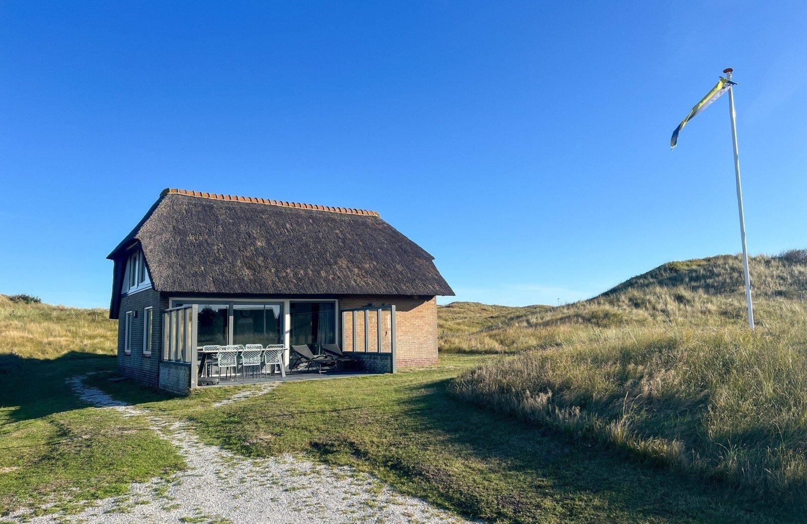 Willemshut bewerkt buiten2